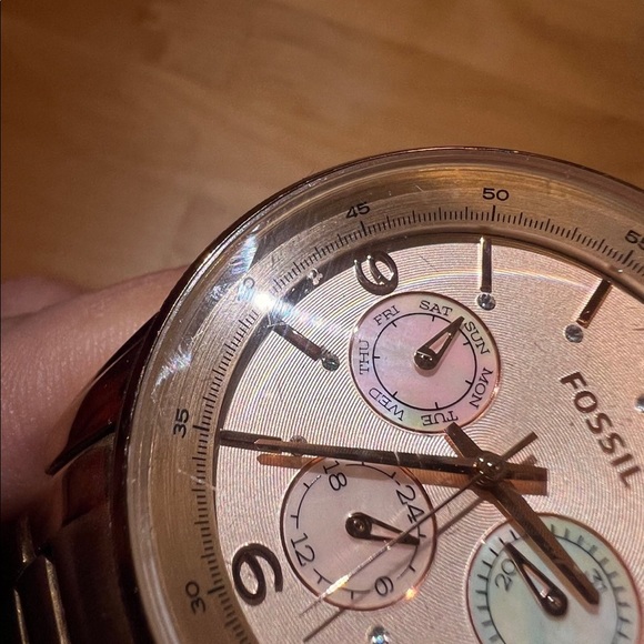 5 for $25 item 🪩 Rose Gold Stainless Steel Fossil Watch - Picture 6 of 11